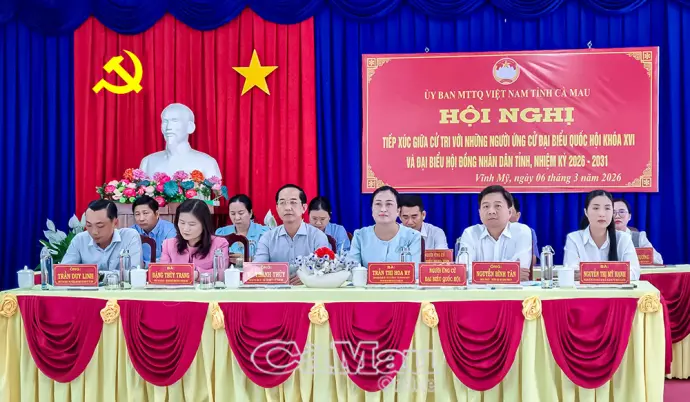 Ứng cử viên vận động bầu cử, lắng nghe tâm tư cử tri