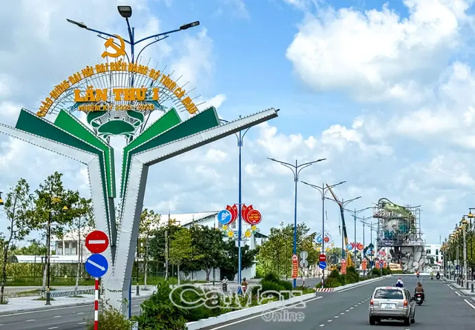 Cà Mau rộn ràng khí thế hướng về Đại hội Đảng bộ tỉnh lần thứ I