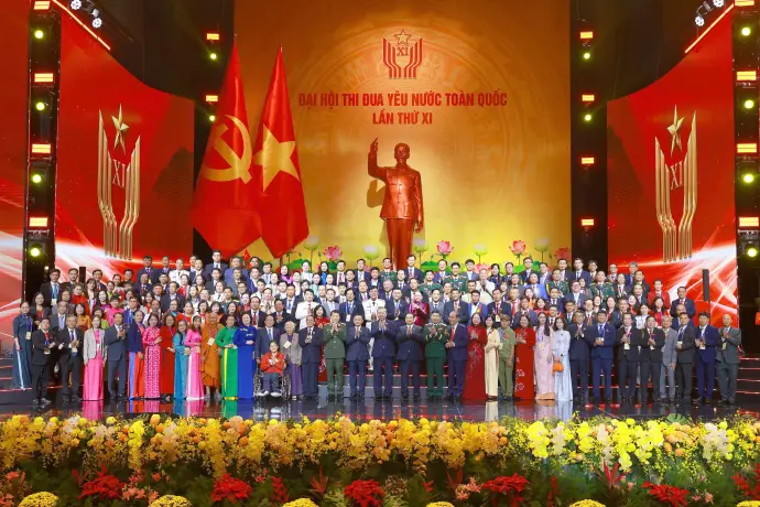 Tôn vinh 22 gương điển hình tiên tiến của tỉnh Cà Mau (2)