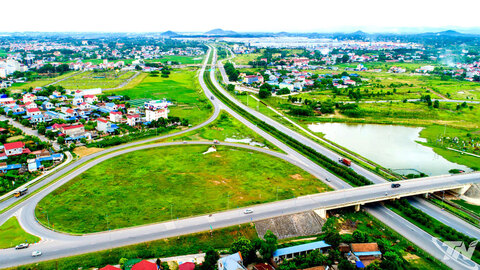 Giao thông 'đi trước mở đường' cho tăng trưởng