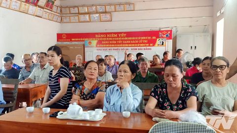 Xã Đại Phúc: Hoàn thành việc tặng quà cho nhân dân dịp Quốc khánh