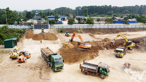Khởi công loạt dự án trọng điểm, tạo đà bứt phá