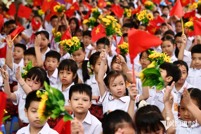 Mục tiêu 2030: GDP bình quân đầu người đạt 8.500 USD, tuổi thọ đạt 75,5 tuổi