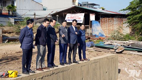 Đồng chí Vương Quốc Tuấn: Phấn đấu cơ bản hoàn thành dự án chống ngập khu vực phường Phan Đình Phùng trước Tết Nguyên đán