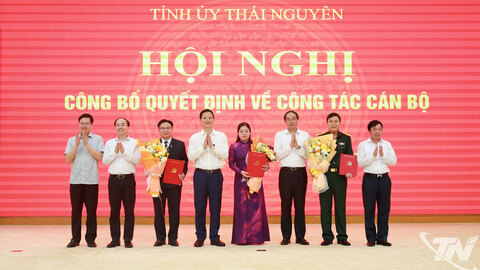 Tỉnh ủy Thái Nguyên công bố các quyết định về công tác cán bộ