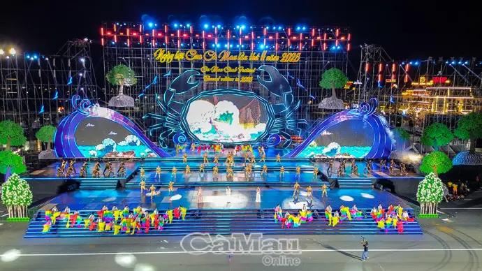 Sẵn sàng cho lễ khai mạc Ngày hội Cua Cà Mau 2025