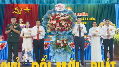 Mặt trận Tổ quốc phát huy vai trò tích cực trong xây dựng Đảng, chính quyền