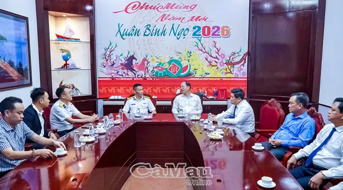 Bí thư Tỉnh uỷ Nguyễn Hồ Hải gặp gỡ lãnh đạo Tổng Công ty Tân Cảng Sài Gòn