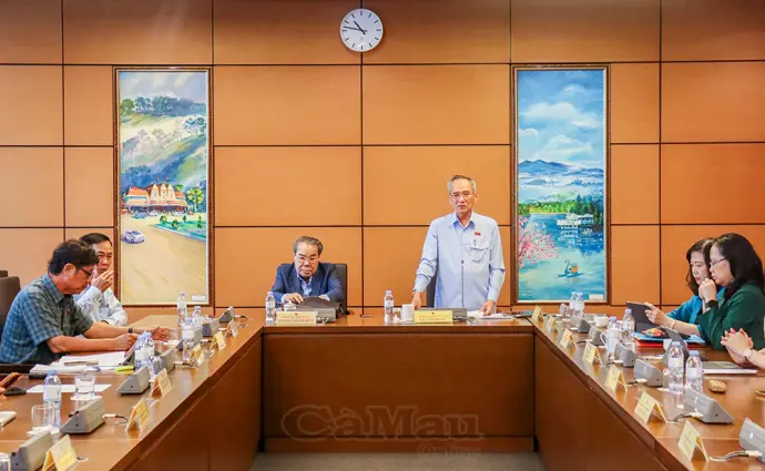 Kiến nghị đổi mới mô hình tăng trưởng, thúc đẩy chuyển đổi số và phát triển bền vững