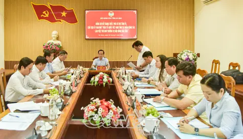 Phát huy vai trò công tác Hội để xây dựng người nông dân tự tin - tự chủ - chuyên nghiệp