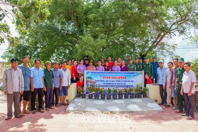Xã Phan Ngọc Hiển ra quân chỉnh trang Khu di tích Cây me Rạch Gốc