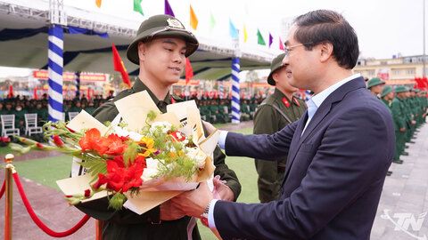 Rộn ràng ngày hội tòng quân tại Thái Nguyên