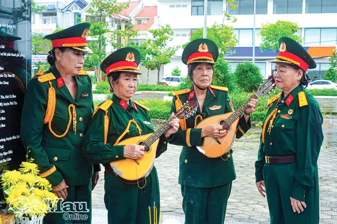 Thương về đồng đội