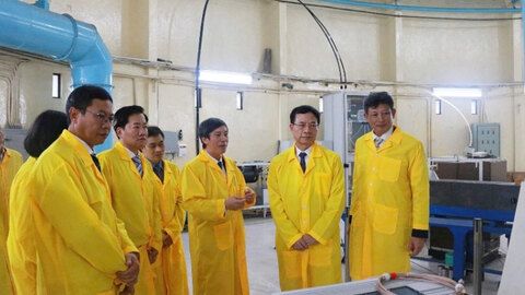 Đẩy mạnh thông tin, tuyên truyền về phát triển, ứng dụng năng lượng nguyên tử