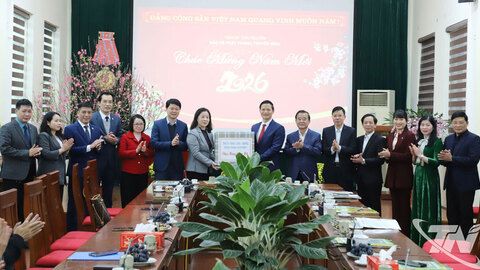 Lãnh đạo tỉnh Thái Nguyên thăm, động viên các đơn vị trực Tết