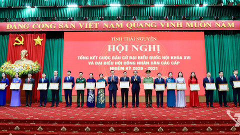 Thái Nguyên: Khen thưởng 90 tập thể, 247 cá nhân xuất sắc trong công tác tổ chức bầu cử