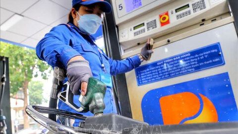 Giá xăng dầu đồng loạt tăng từ 15h hôm nay, 12-2