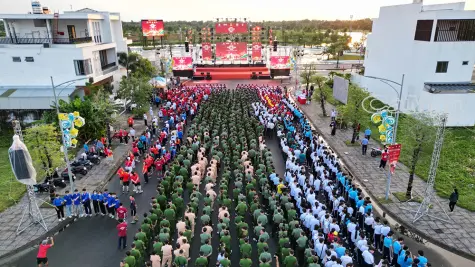 Cà Mau cùng cả nước hoà chung hành trình “Cùng Việt Nam tiến bước”