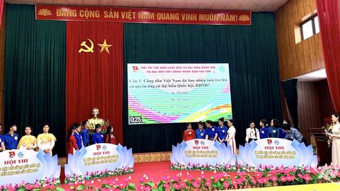 Tuổi trẻ xung kích hướng về ngày bầu cử