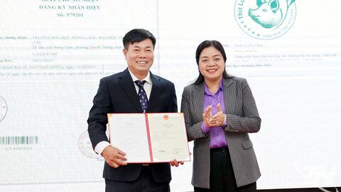 Công bố nhãn hiệu 'Thịt lợn trà xanh - Tinh hoa Thái Nguyên'