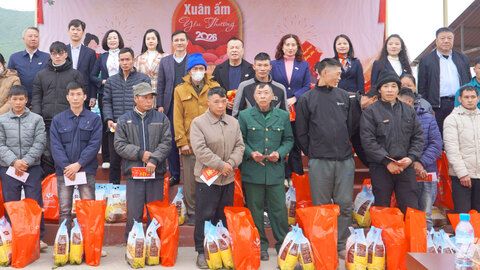 Chương trình 'Xuân ấm yêu thương' tại xã Phúc Lộc