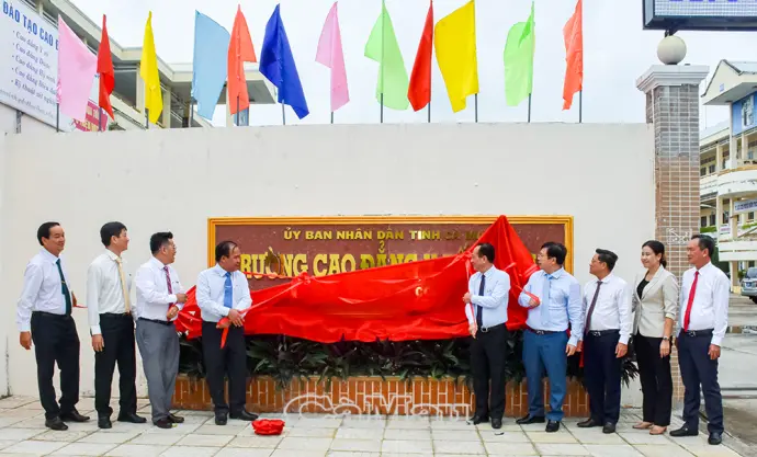 Hướng đến trung tâm đào tạo nhân lực y tế chất lượng cao của tỉnh