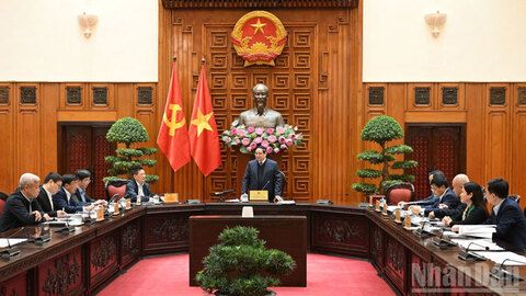 Bảo đảm mục tiêu kinh tế vĩ mô, tăng cường tiết kiệm chi