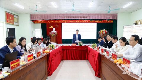 Giám sát công tác xây dựng và thực hiện quy chế làm việc tại phường Quyết Thắng