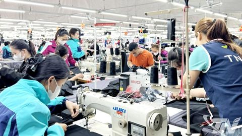 Giá trị xuất - nhập khẩu hàng hóa tăng 12% so với cùng kỳ