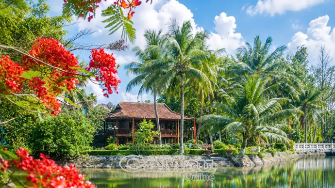 “Nhớ Cha trong mùa phượng đỏ”