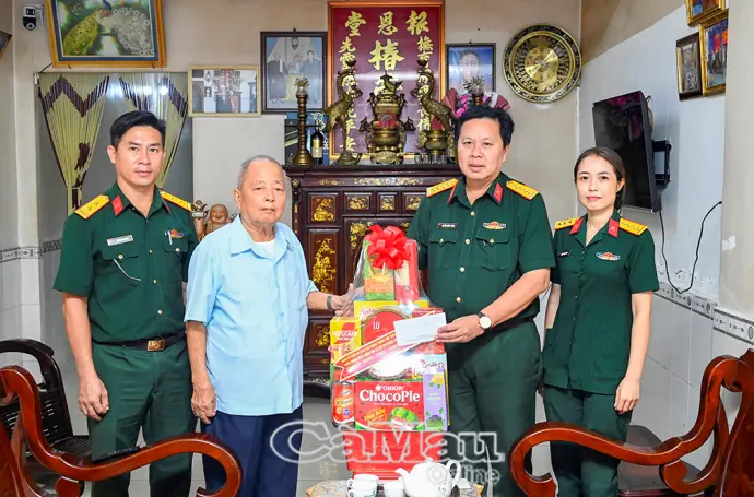 Tri ân nguyên lãnh đạo Bộ Chỉ huy Quân sự tỉnh qua các thời kỳ