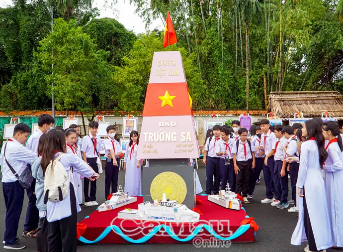 Trân trọng lịch sử để xây dựng tương lai