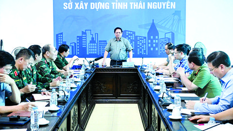 Thủ tướng chỉ đạo 9 nhiệm vụ cấp bách tại Thái Nguyên và xây dựng đường, đê kiên cố hai bên sông Cầu