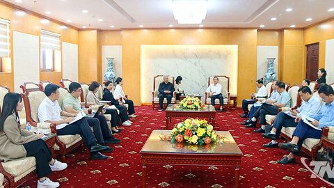 Đồng chí Chủ tịch UBND tỉnh Thái Nguyên tiếp và làm việc với Tập đoàn Công nghiệp điện tử Trung Quốc