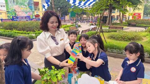 Yên Hòa triển khai Nghị quyết 57: Khi chuyển đổi số bắt đầu từ lớp học và lan ra từng ngõ phố