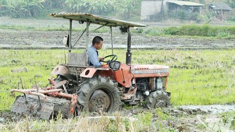 Tất bật vào vụ sản xuất mới