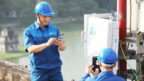 Mở rộng phổ tần, cú hích chính sách cho hạ tầng số quốc gia