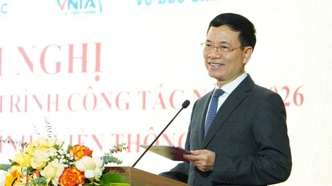 Bộ trưởng Nguyễn Mạnh Hùng: Chuyển viễn thông từ hạ tầng kết nối sang hạ tầng năng lực số