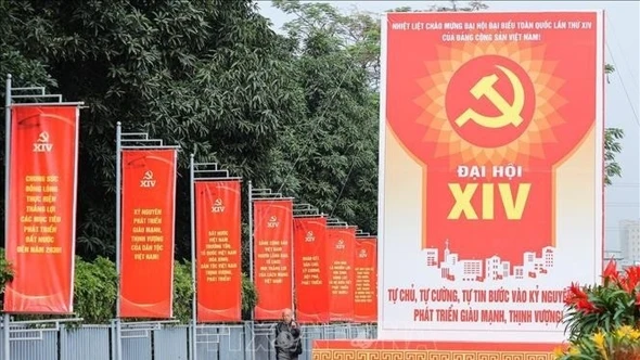 Đảng ta muôn vạn tấm lòng niềm tin