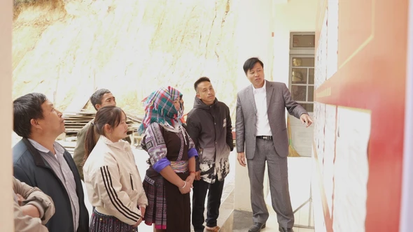 Cử tri thôn Xua Lông kỳ vọng chính sách thiết thực cho đồng bào vùng cao