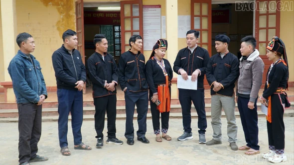 Xây dựng “Chi bộ 4 tốt” ở Khe Hóp