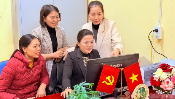 Sổ tay đảng viên điện tử - đột phá chuyển đổi số trong Đảng