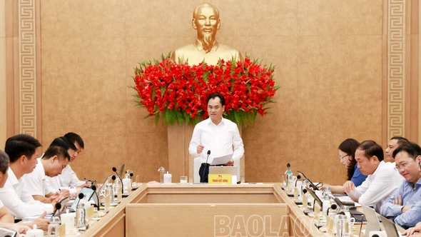 Ban Thường vụ Tỉnh ủy xem xét phương án phòng chống ngập, úng khu vực trung tâm tỉnh