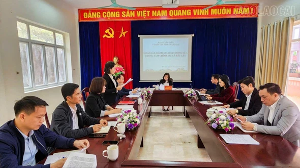 Ban Tuyên giáo và Dân vận Tỉnh ủy Lào Cai khảo sát hoạt động Trung tâm Chính trị xã Bát Xát