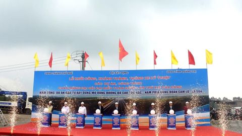 Khởi công Dự án Xây dựng mở rộng đường bộ cao tốc Bắc - Nam đoạn Cam Lộ - La Sơn