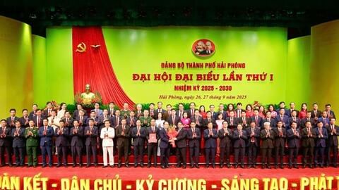 Ban Chấp hành Đảng bộ thành phố Hải Phòng khóa I gồm 78 đồng chí ra mắt Đại hội