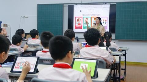 Các trường phổ thông công lập được dạy một số môn bằng tiếng nước ngoài