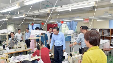 Giám sát việc thực hiện chính sách với người lao động tại khu công nghiệp Đại An