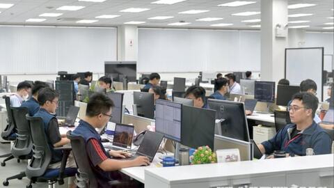 Hỗ trợ doanh nghiệp đầu tư trang thiết bị ứng dụng trí tuệ nhân tạo