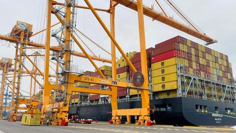 Kết nối sân bay Gia Bình - cảng Lạch Huyện để mở rộng không gian phát triển